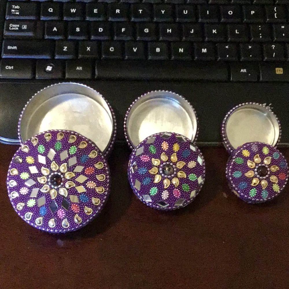 Desk Accessories - Picture 2 of 3